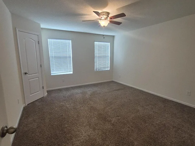 141 Whitland Way — Photo 10