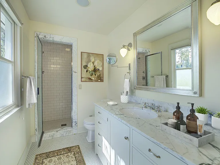 1645 Rambling Ln — Photo 27