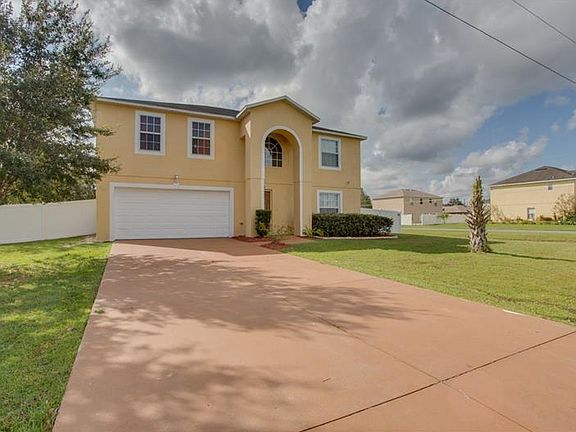 3rd image of 500 Magpie Ln