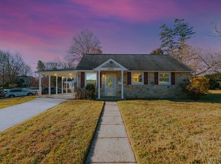 6924 Kenfig Dr, Falls Church, VA 22042
