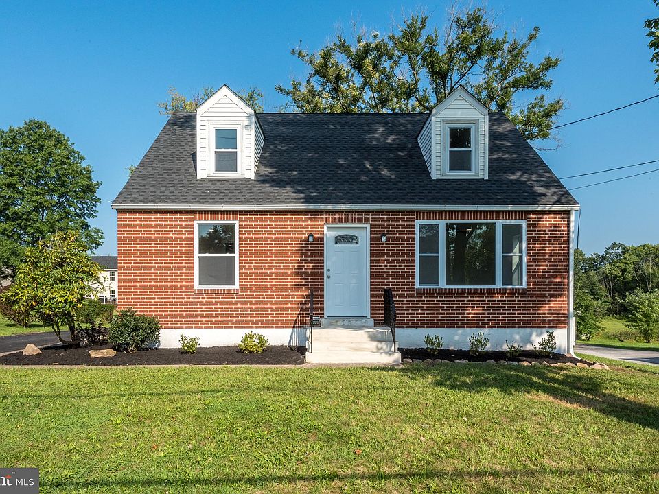 2411 N Charlotte St, Pottstown, PA 19464 Zillow