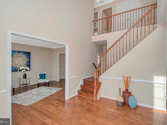 2nd image of 10220 Antietam Ct
