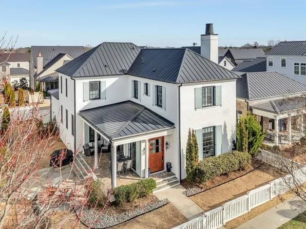 7 Gambrell Dr, Greenville, SC 29615