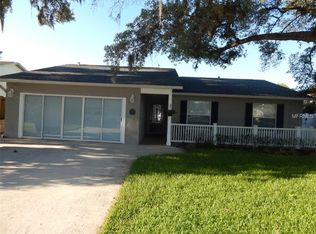 824 Crystal Dr, Palm Harbor, FL 34683