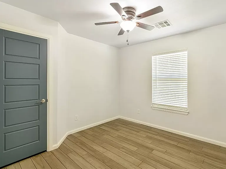 4609 McCann Ave — Photo 20
