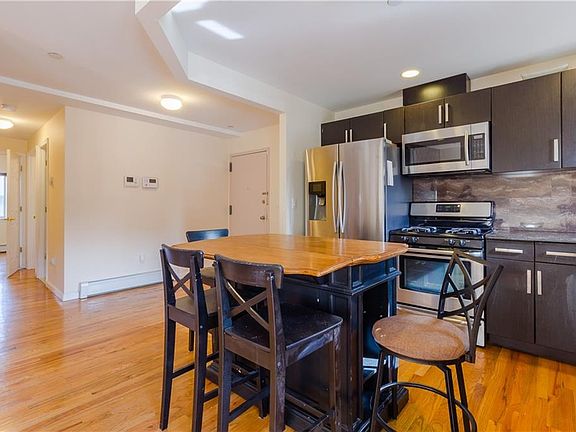 4th image of 1613 Bath Ave #1A
