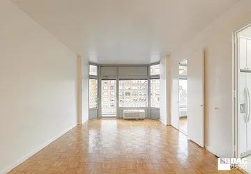 Rented by RELO REDAC INC.