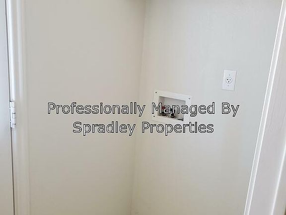5th image of 124 Ryan Cir Unit A