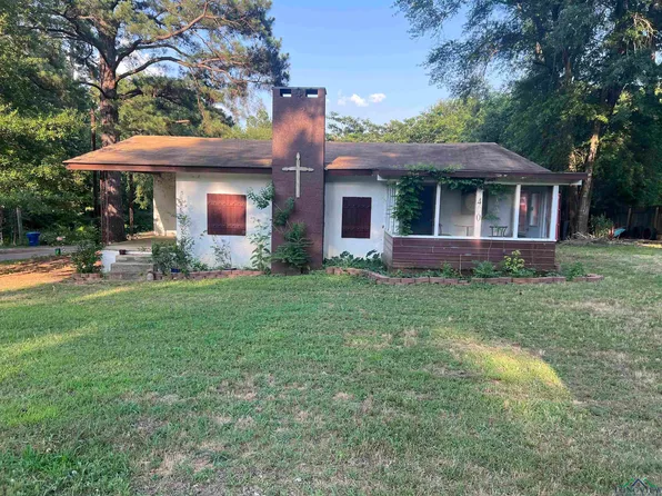 400 Impala St, Ore City, TX 75683