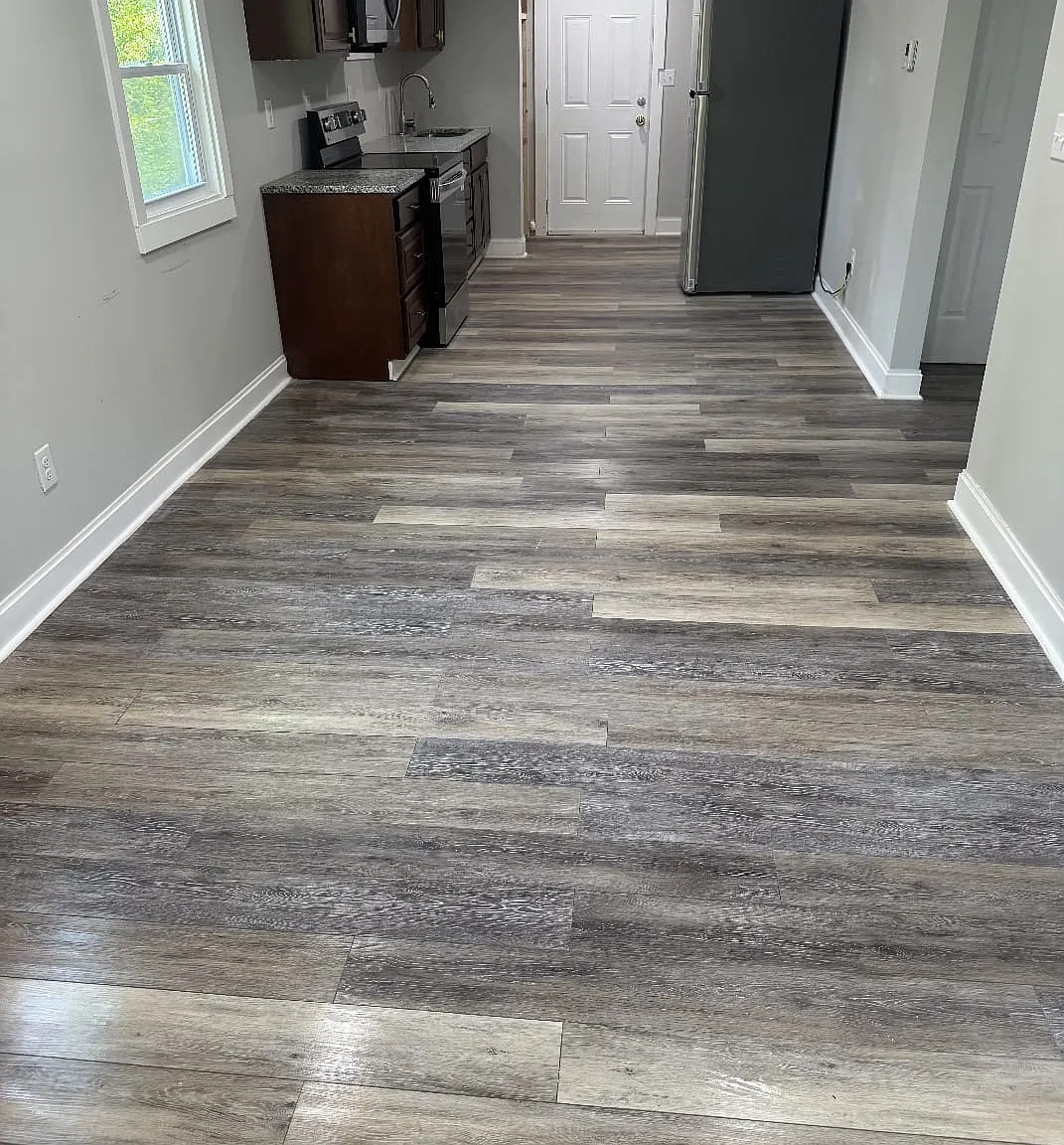 2032 Lowe Street - B — Photo 4