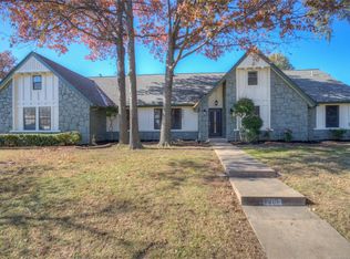 8906 S 71st Ave E, Tulsa, OK 74133