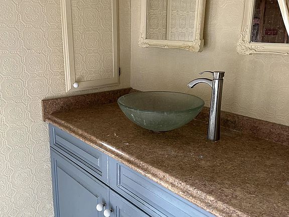 3rd image of 200 El Camino Real #277
