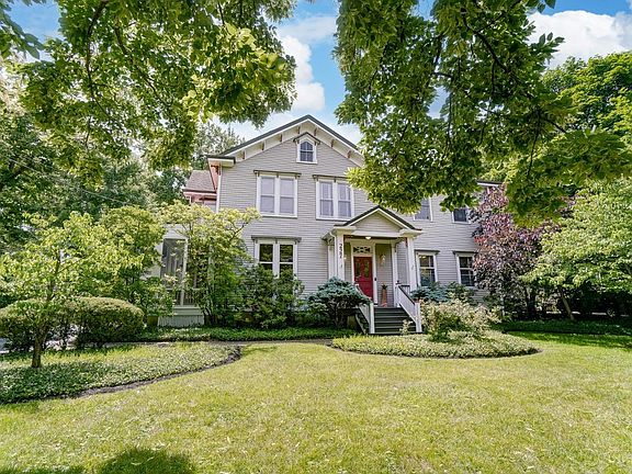 5th image of 227 Elm Ave