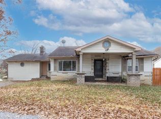 1341 Meadow Dr, Arnold, MO 63010