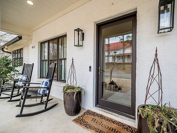 5th image of 412 Longest Rd