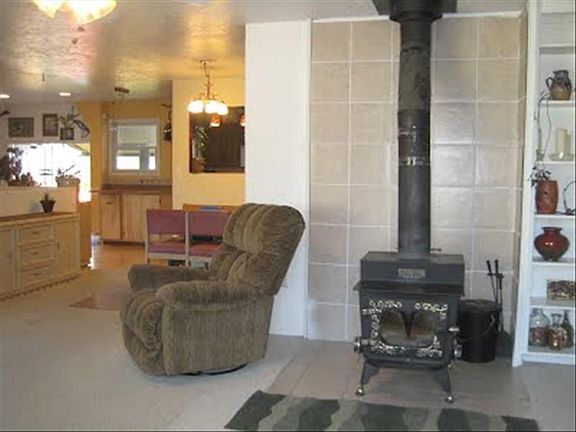 2nd image of 2372 Wyoming Ave