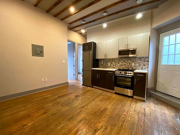 3rd image of 279 Bedford Ave #E15