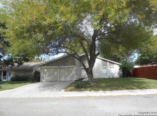 5811 Hidden Lake St, San Antonio, TX 78222