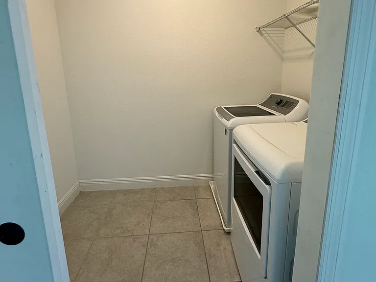 2990 Scout St — Photo 22
