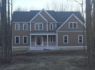 111 Glenview St, Upton, MA 01568