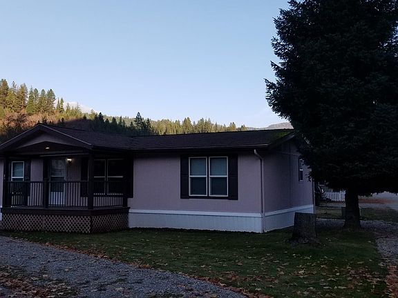 2nd image of 1600 Yellowstone Ave