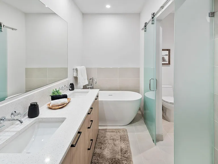 25 Beach Club Dr #303 — Photo 11