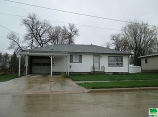 505 Oak St, Sheldon, IA 51201