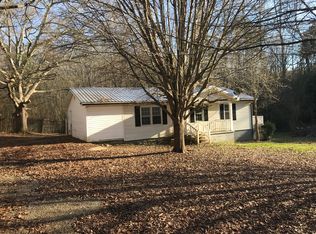 858 Old Airport Rd, Commerce, GA 30530