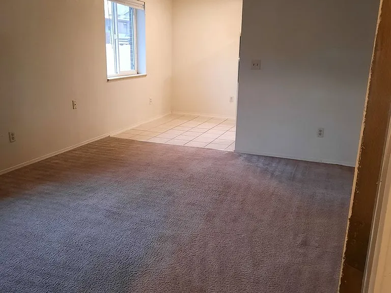 518 22nd St #3 — Photo 9