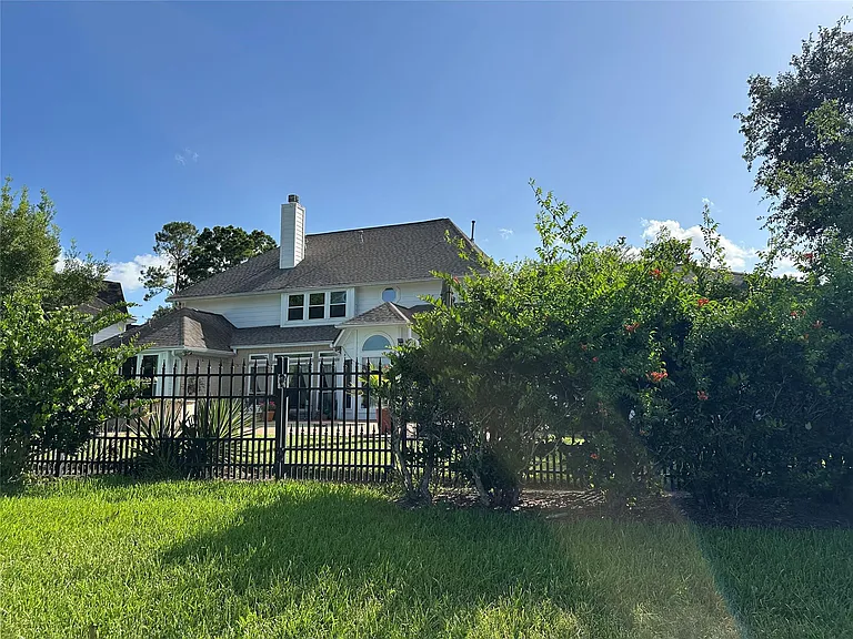 4634 Grand Cayman Dr — Photo 4