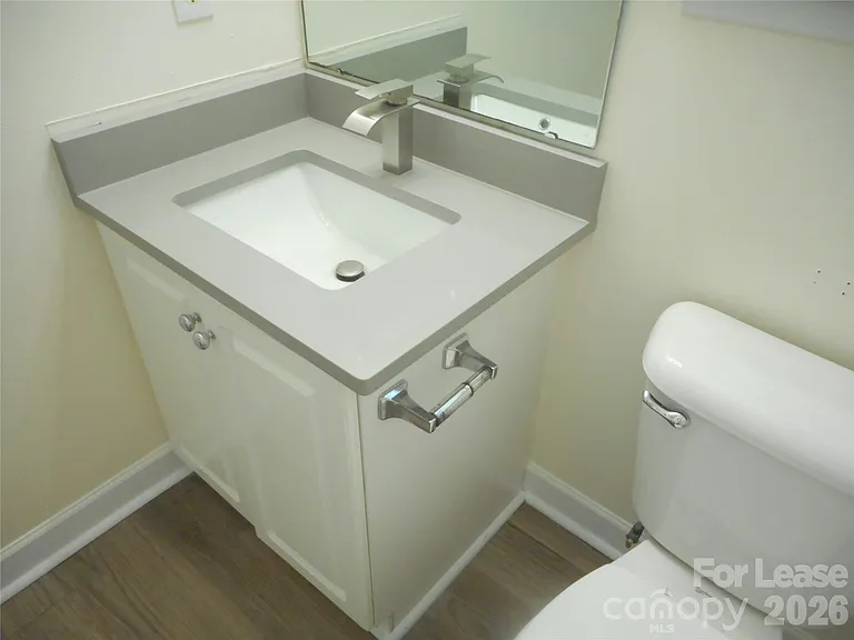 1128 Steele Meadows Dr — Photo 17