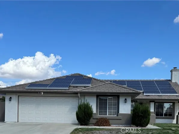 3742 Paris St, Hemet, CA 92545