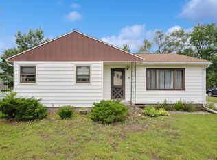 1111 Longfellow Ave, Waterloo, IA 50703