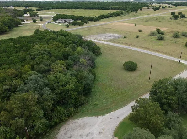 30087 Woodcrest Ct, Whitney, TX 76692