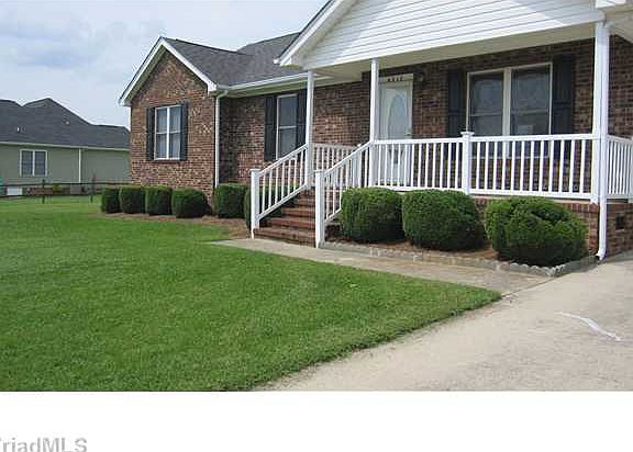 2nd image of 4513 Fence Dr