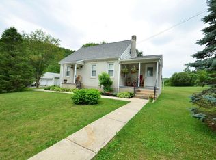 4265 Stagecoach Rd W, Palmerton, PA 18071