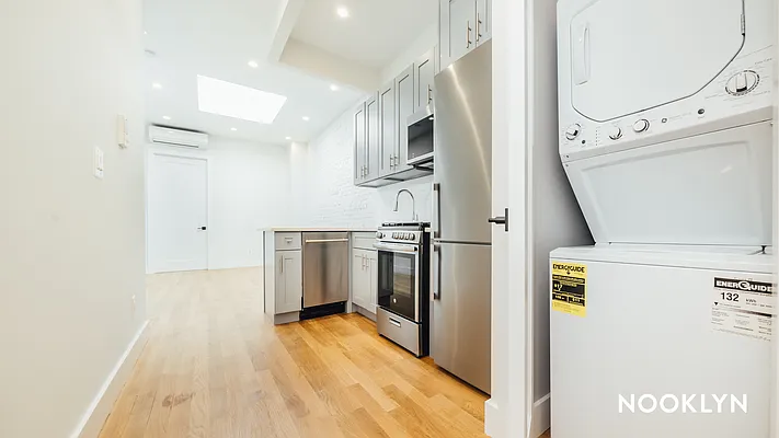 Rented by Nooklyn NYC LLC | media 3