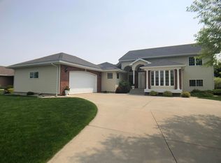 1635 Moriarty Dr, Brookings, SD 57006
