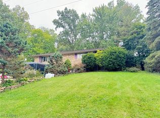 1780 Finley Dr, Akron, OH 44312