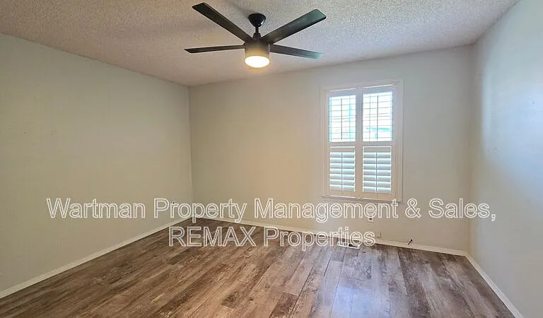 4231 Charleston Dr — Photo 11