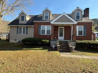 1708 Midland Trl, Covington, VA