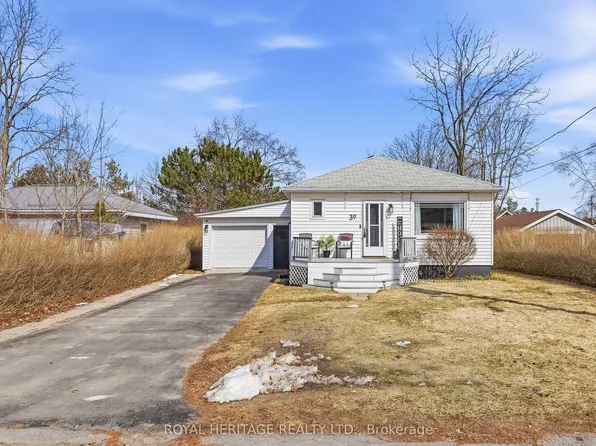 39 Meade St, Brighton, ON K0K 1H0