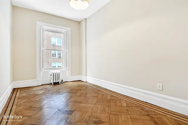 Rented by Sotheby's International Realty | media 39