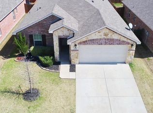 9009 Cloudveil Dr, Arlington, TX 76002