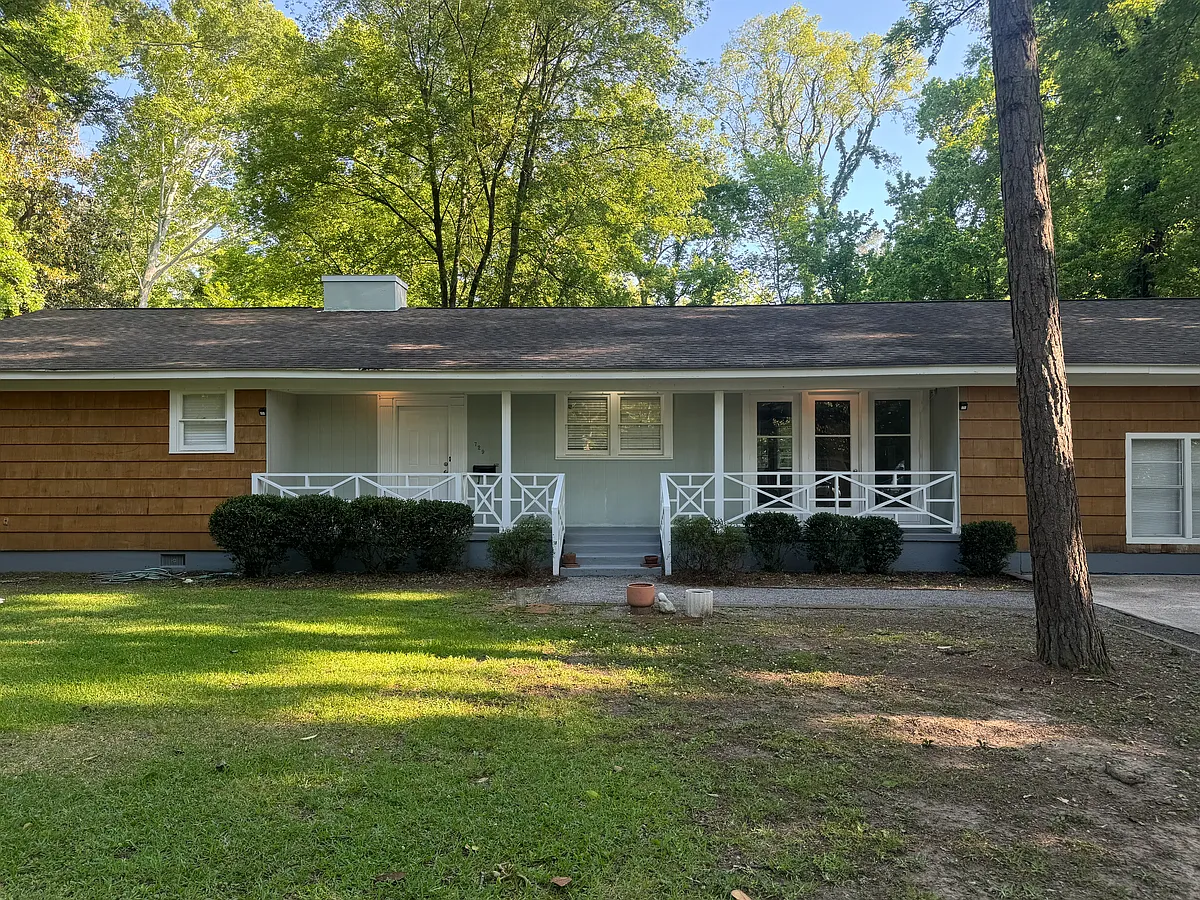 Building Photo - 729 Chickasaw Ave