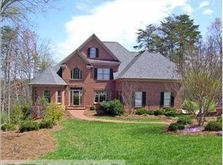 7010 Cross Hook Ct, Summerfield, NC 27358