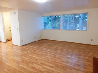 19049 108th Ave SE #B, Renton, WA 98055