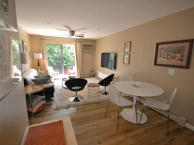 4815 Reading Rd #13 — Photo 14