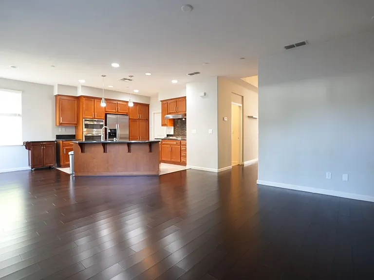 940 Chelebrooke Ct — Photo 11
