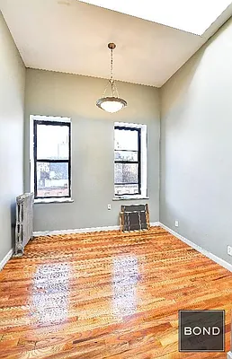 Rented by Bond New York | media 14